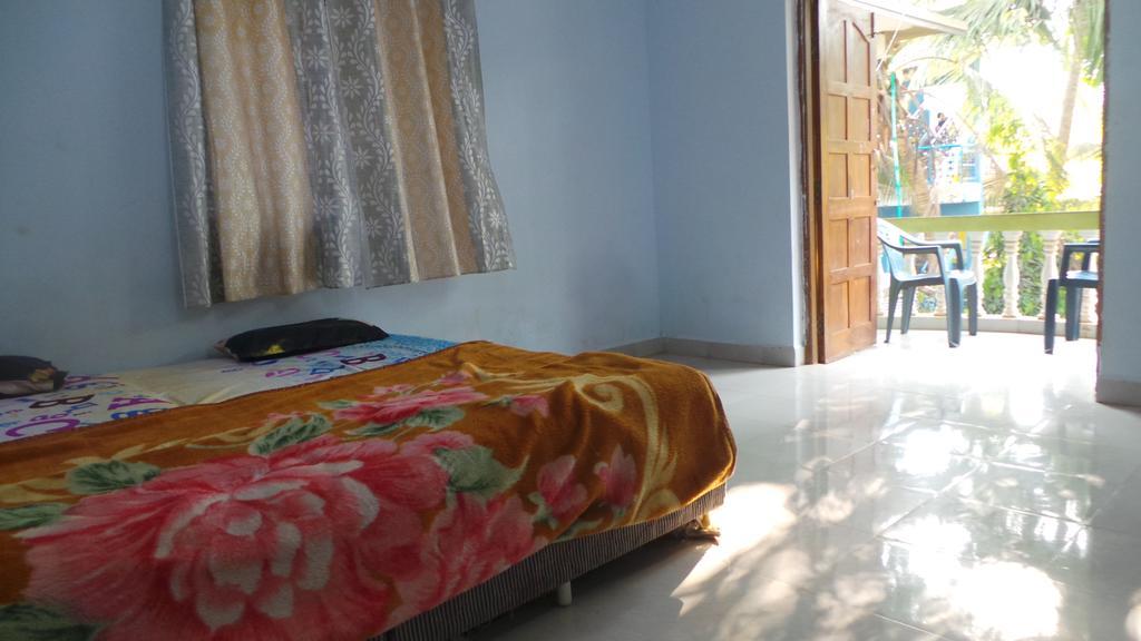 J.S Holiday Guest House Calangute Exteriör bild